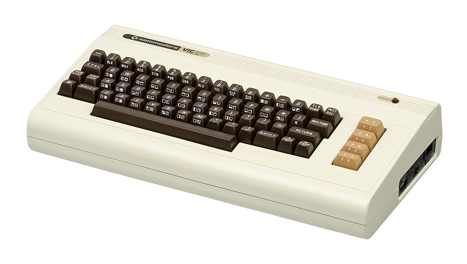 Commodore VIC-20 (by Evan-Amos, public domain)